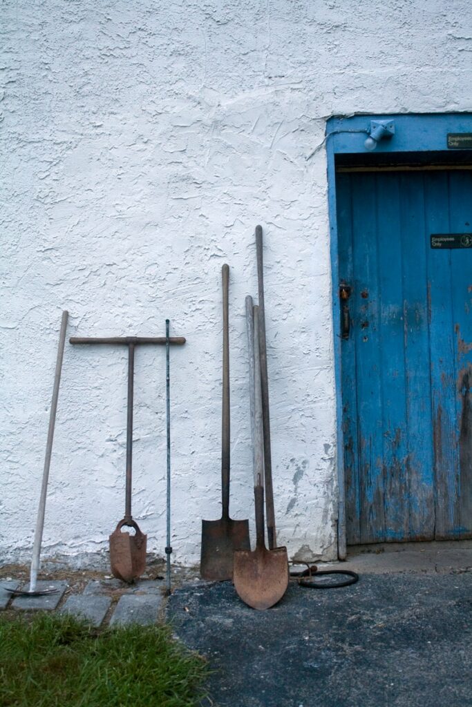 Decluttered gardening tools 