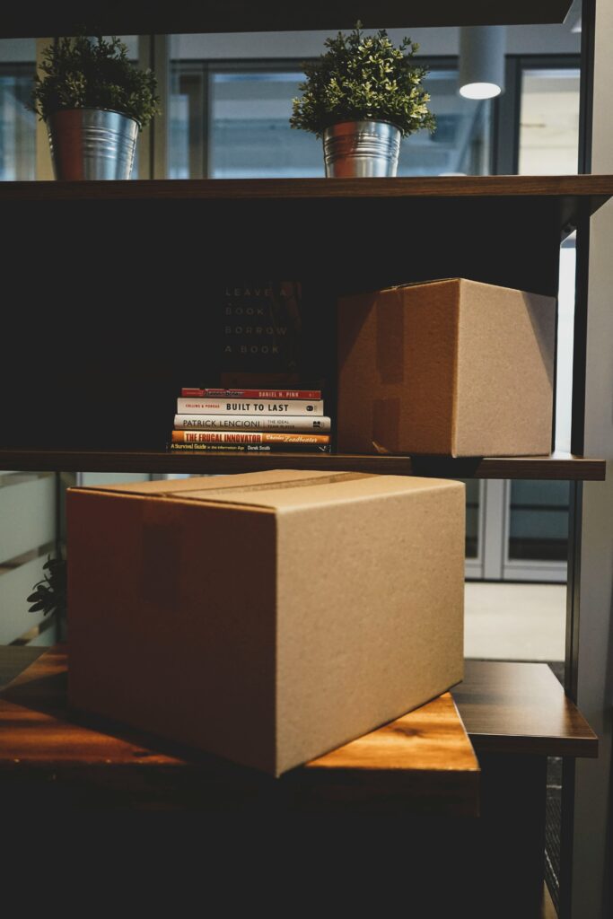 Decluttered boxes